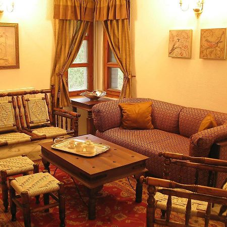Castle Cottage Bed & Breakfast 贝洛格拉奇 外观 照片