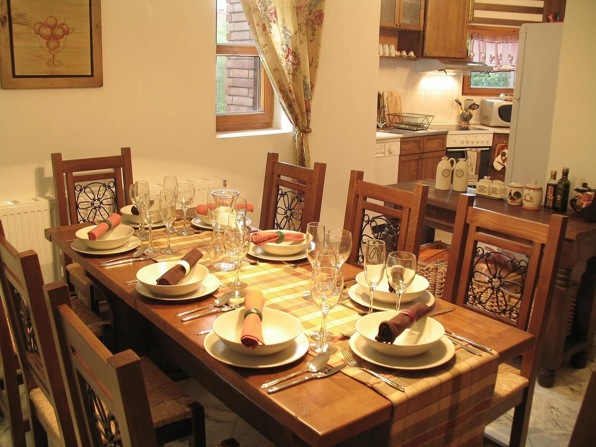 Castle Cottage Bed & Breakfast 贝洛格拉奇 外观 照片